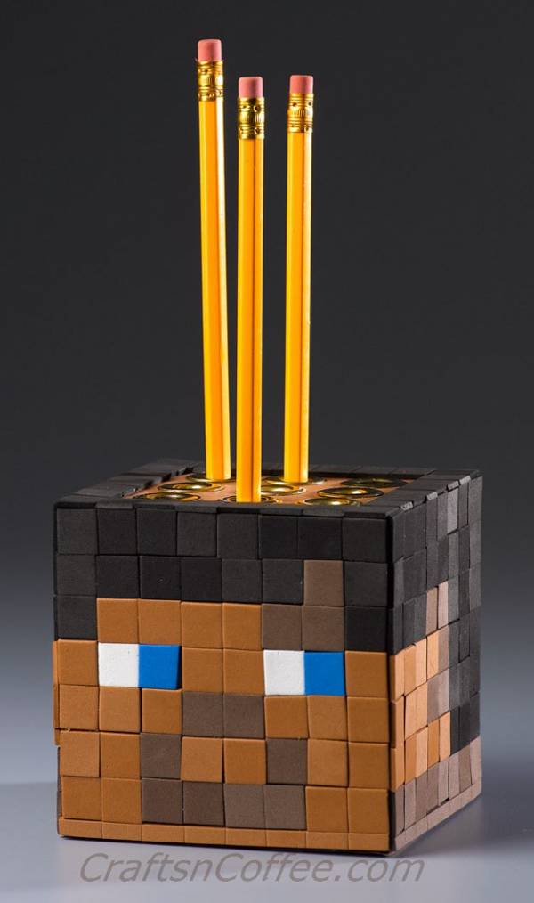 DIY a Minecraft Pencil Cube