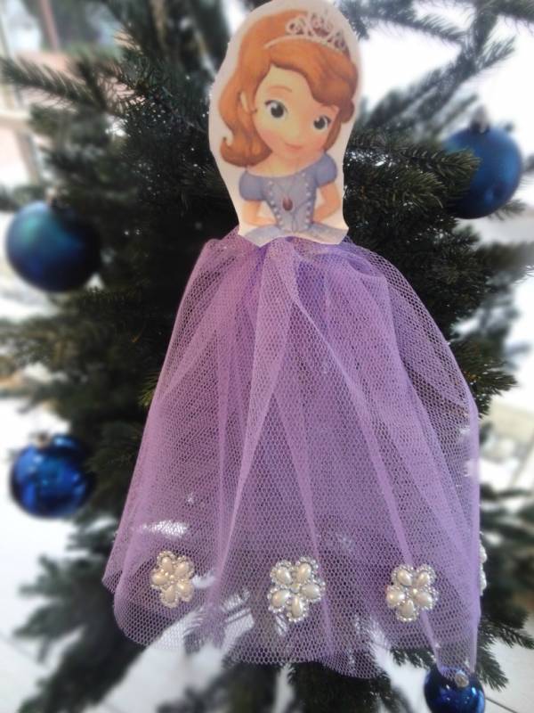 Sofia-the-first-christmas-tree-decoration-diy-disney-kids-children